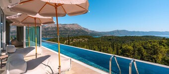 Luxury Villa Morello Korcula 2 with heated pool, gym, sauna