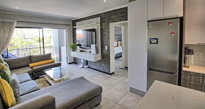 Top-Floor Luxury: 2 Bed, 2 Bath
