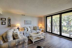 TV - 4203 Island Club - Folly Field - 2 Bed 2 Bath Sleeps 5 - Hilton Head Rentals (Hilton Head Island)