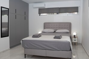 Studio | Free WiFi - New Pagrati Studio Modern & Cozy (Athens)