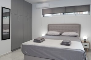Studio | Free WiFi - New Pagrati Studio Modern & Cozy (Athens)