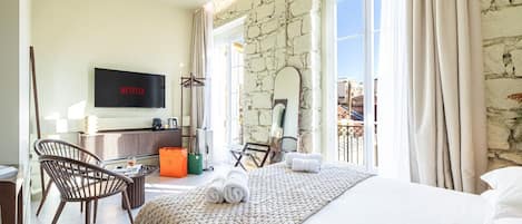 Superior tweepersoonskamer, balkon | Select Comfort-bedden, een kluis op de kamer, individueel gemeubileerd