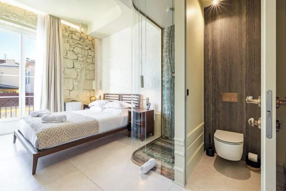 Premium bedding, Select Comfort beds, minibar, in-room safe