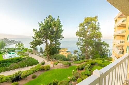 Oceana Suites Bahía Pelicanos