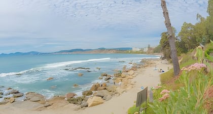 Oceana Suites BahĂa Pelicanos