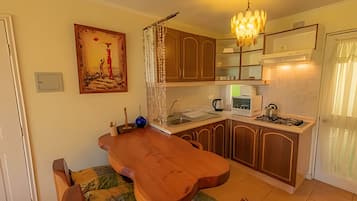 Apartment, 2 Bedrooms | Private kitchen | Fridge, microwave