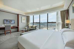 Premier-Zimmer, 1 King-Bett, Stadtblick