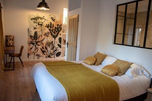 1 quarto, ferros/tábuas de passar roupa, Wi-Fi, roupa de cama