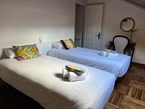 3 室のベッドルーム、インターネット