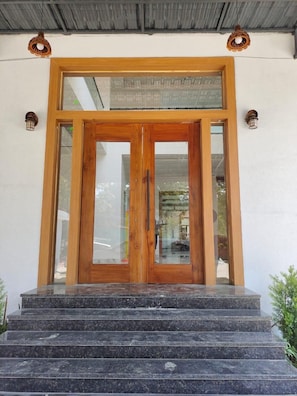 Reception - Creek Wood (Ramnagar)