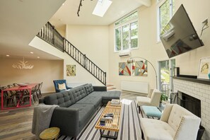 Smart TV, fireplace, printers