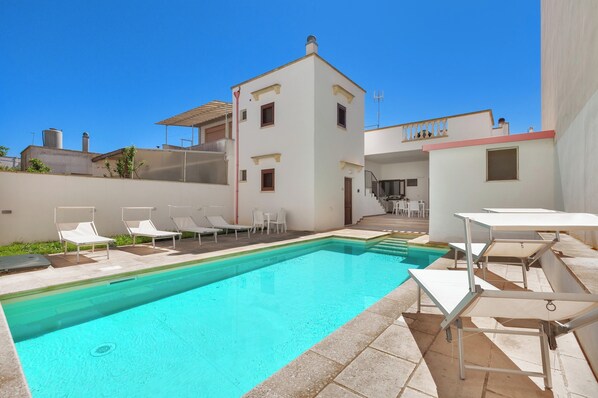 Seasonal outdoor pool - 3973 Villa Ketty by Barbarhouse (Andrano)