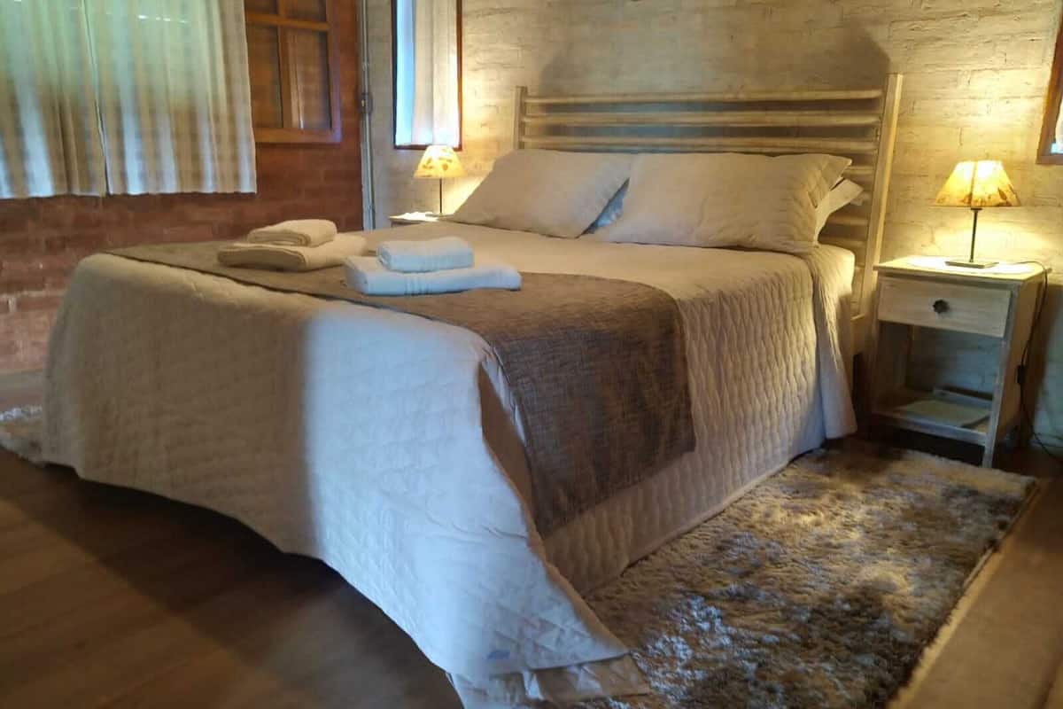 Chalé Premium | 1 bedroom, Egyptian cotton sheets, premium bedding, pillow-top beds