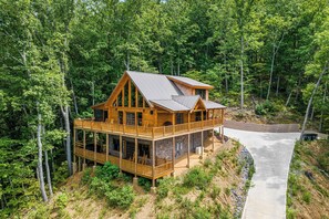 Exterior - Secluded in Nature’s Embrace (SEVIERVILLE)