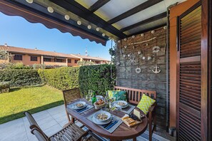 Porch - Artemisia 10 Apartment by Wonderful Italy (Sirmione)