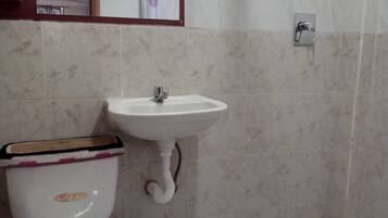 Towels, soap, shampoo, toilet paper