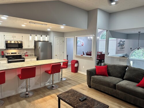 Charming Locust Grove GetAwayHome 4bd/3bath