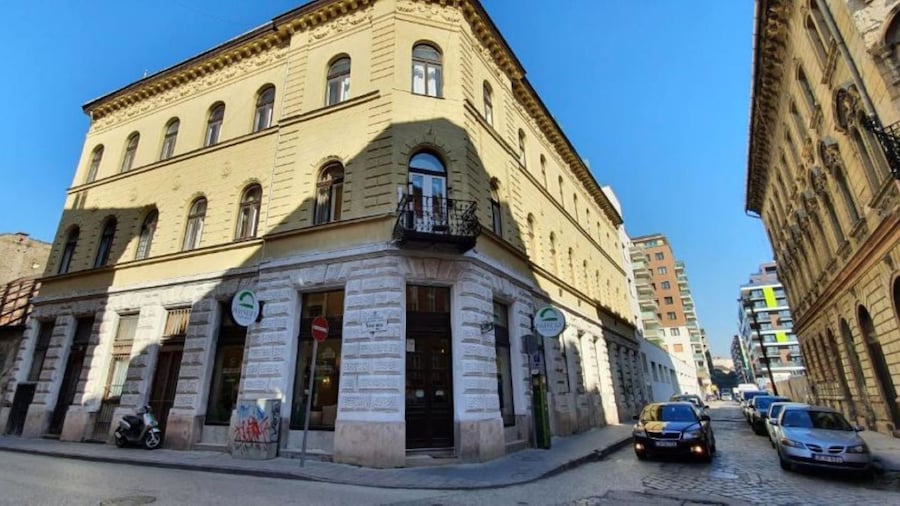 GoodMo Budapest Smart Rooms