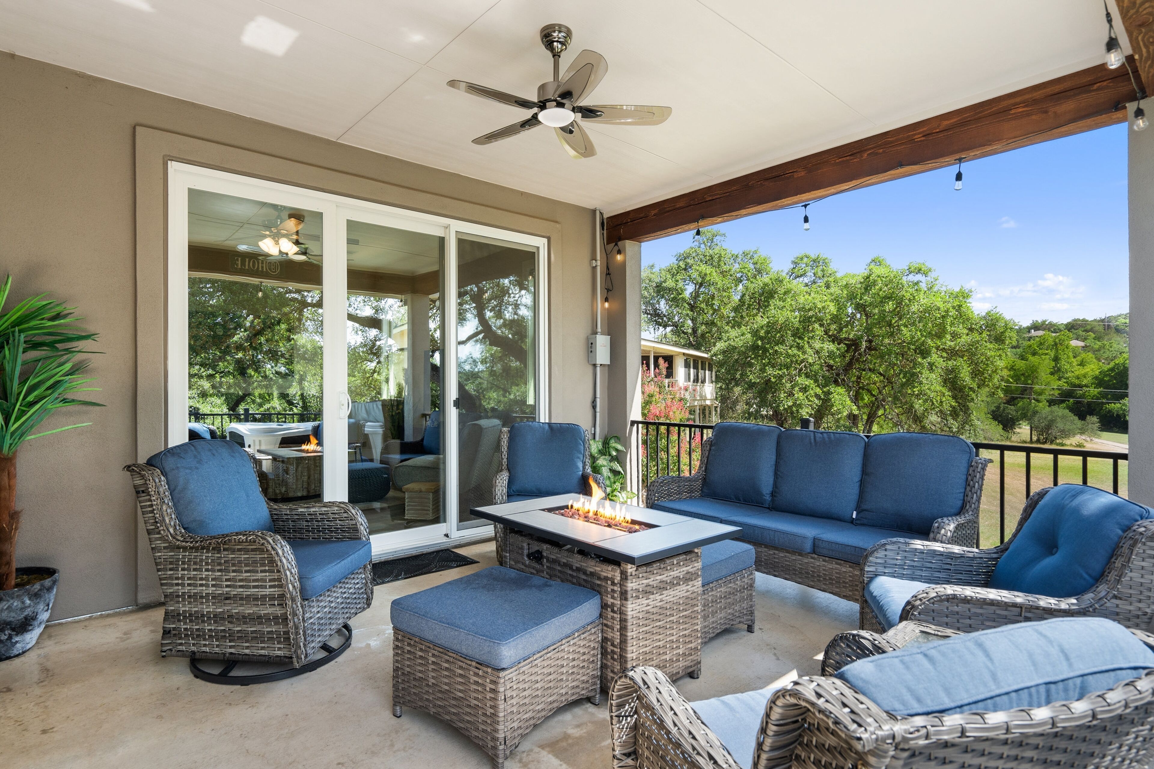 Cozy home close to Golf course & lake
