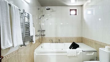 Estudio | Ropa de cama de alta calidad, edredón, camas Select Comfort y minibar