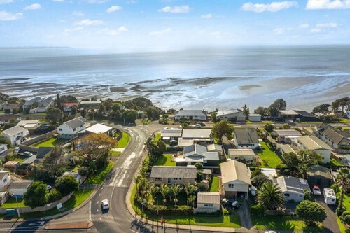 Sandy Feet Retreat close to Beach