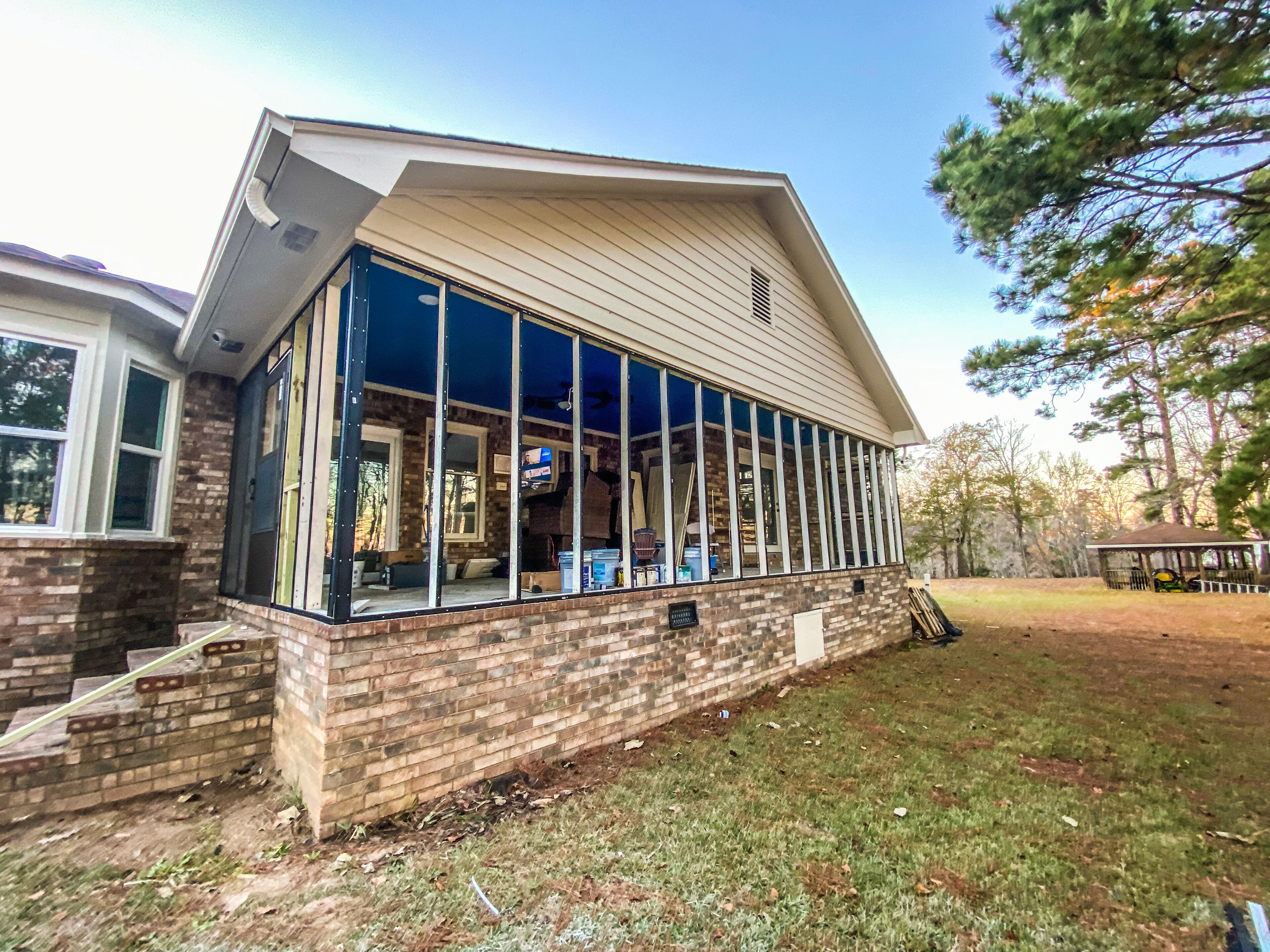 Carolina Bea Hive: Lakeside Modern Home+Games+Dock