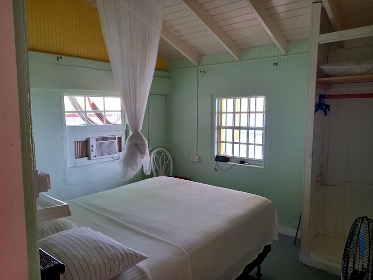 Rainbow Beach - Apartment With An Amazing Seaview - 多米尼克