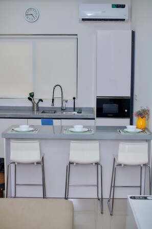 Luxury Apartment | Private kitchen - Bluerock Residences (Lekki)