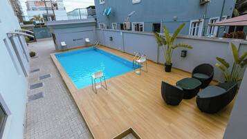Piscine extérieure