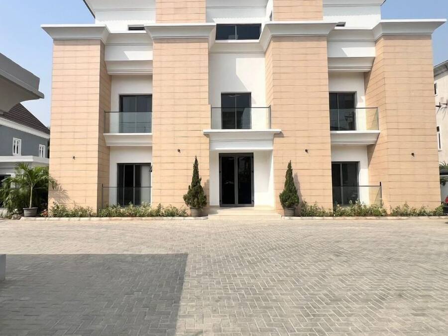 Bagian depan properti