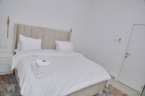 Luxury Suite | 2 bedrooms, individually furnished, iron/ironing board, free WiFi - Bluerock Residences (Lekki)