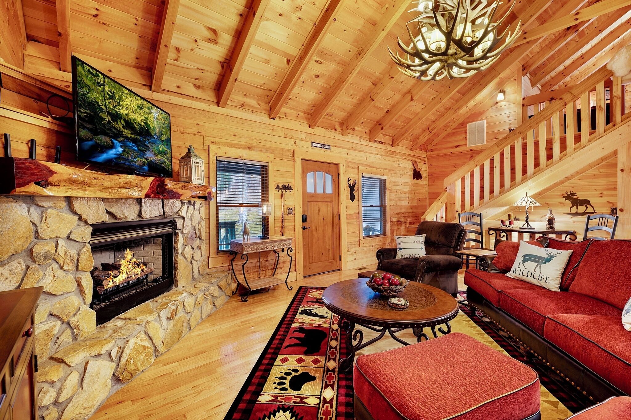 تلفزيون ذكي، مدفأة، كرة قدم الطاولة