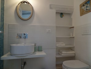 Apartment, Patio, Courtyard View | Bathroom - A Picciridda by Wonderful Italy (Syracuse)