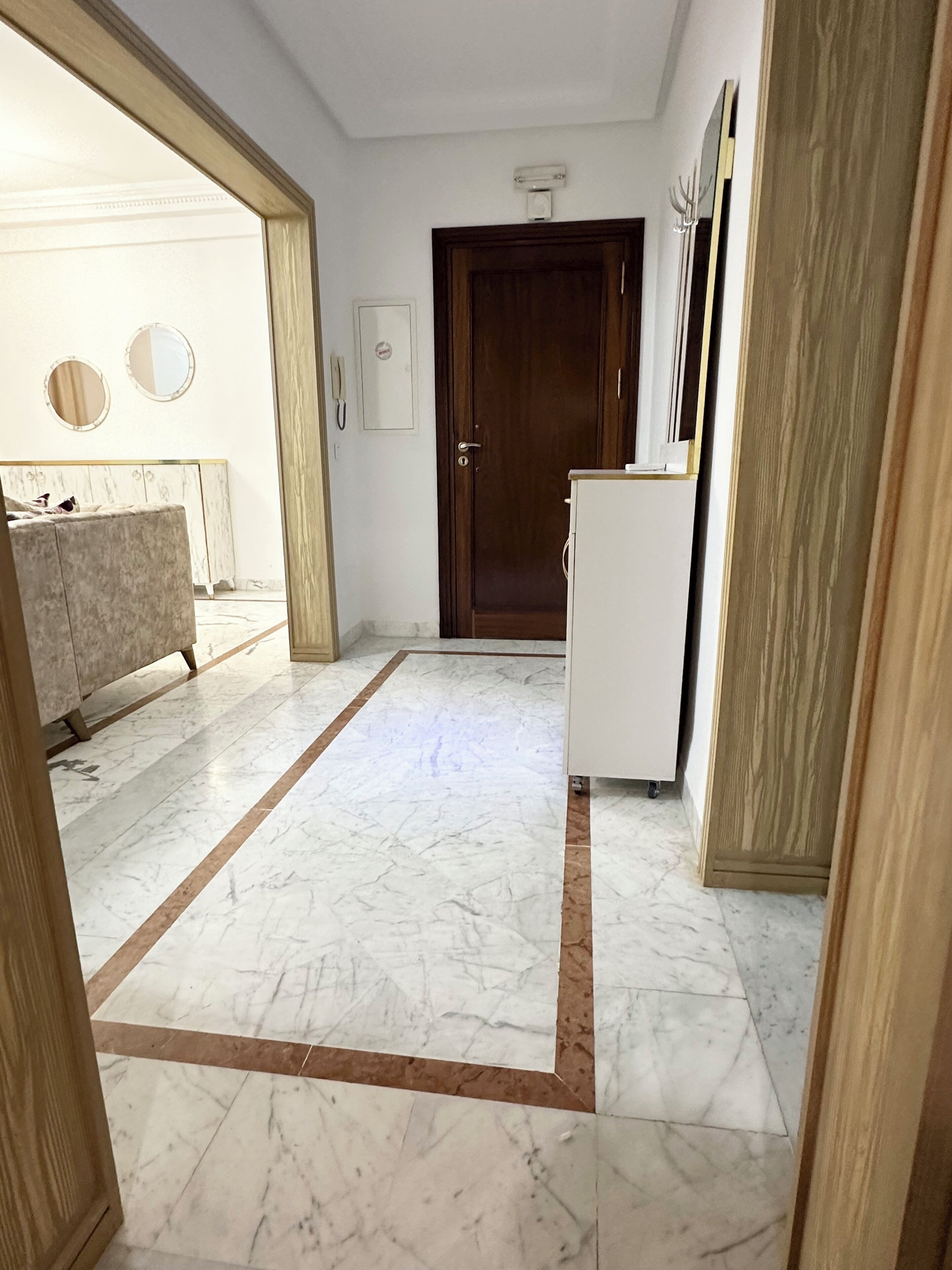 Apartment, 3 Bedrooms, Accessible, Smoking | Interior