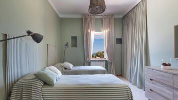 Nhà, quang cảnh biển | 3 phòng ngủ, truy cập Internet không dây miễn phí, bộ trải giường