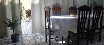 La Casa Hospedaje Está Ubicada en el Centro de la Ciudad,. Desde Aquí Podrá