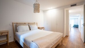 1 chambre, fer et planche à repasser, accès au Wi-Fi (inclus)