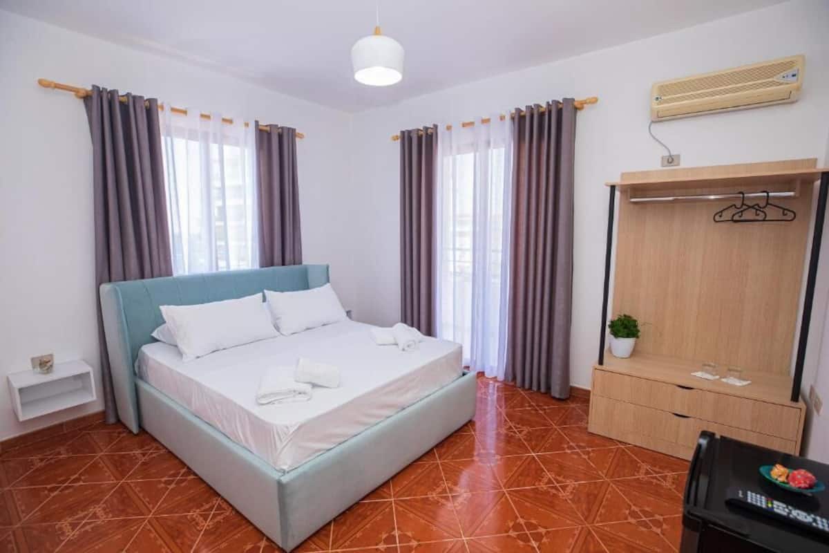 2 habitaciones, ropa de cama de alta calidad y cubrecamas