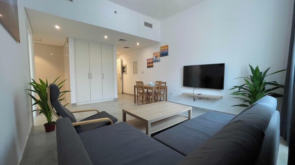 Apartamento estándar | 1 dormitorio, sistema de insonorización, tabla de planchar con plancha