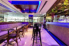 Dining - Superior apartment with 1 queen bed. (São Paulo)