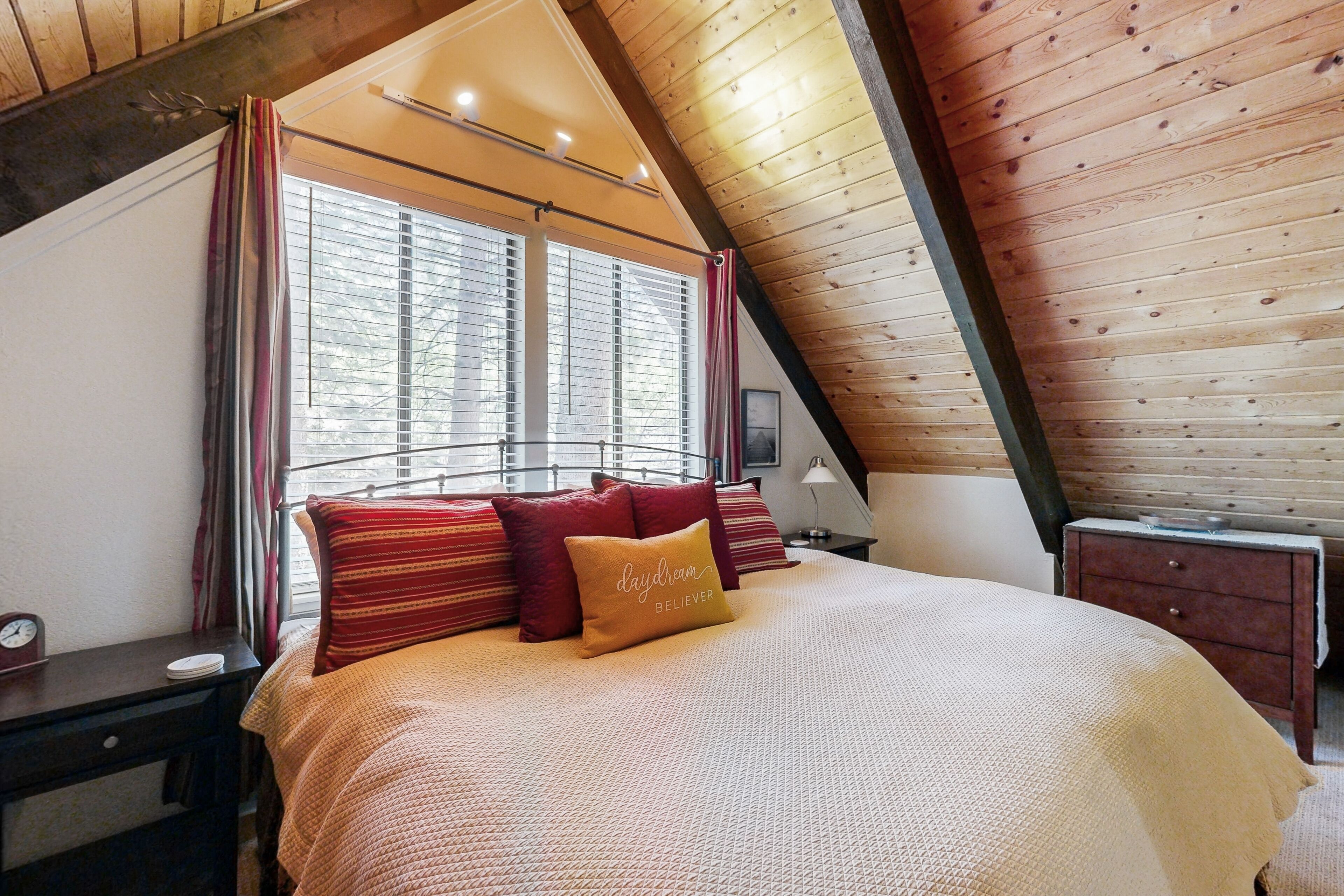 3 soveværelser, internetforbindelse, sengetøj