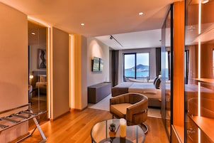 Presidential-Penthouse | Hochwertige Bettwaren, Zimmersafe, kostenloses WLAN, Bettwäsche