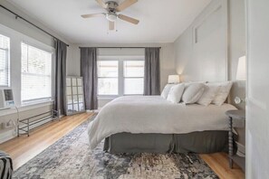 1 bedroom, desk, WiFi, bed sheets