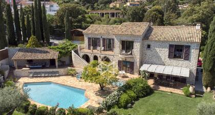 Villa 5 min walk from Pramousquier Beach