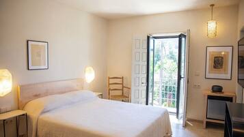 Comfort Double Room | Egyptian cotton sheets, premium bedding, Select Comfort beds