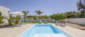 Villa Andromeda by Villa Plus