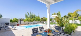 Villa Ares by Villa Plus