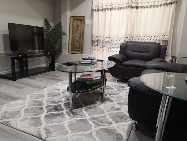 Interior - Comfortable 2-bedroom walk out basement (Hagersville)