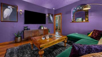 Smart TV, offices