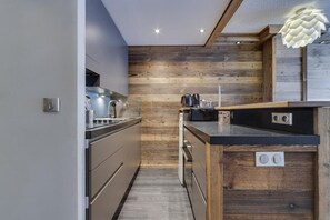 Four, lave-vaisselle